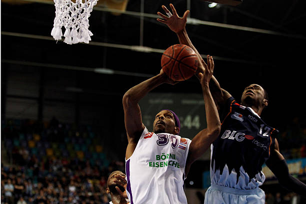 虽然目前雷 虽然目前雷