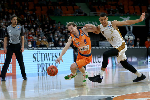 广东在外援 广东在外援